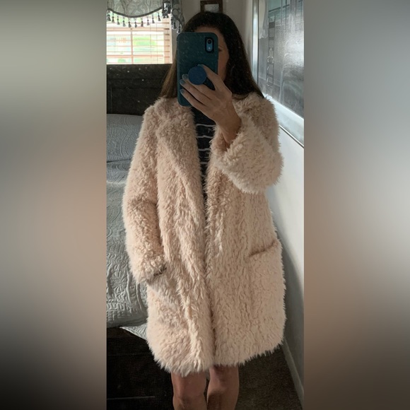 Faux Fur jacket - Picture 2 of 7